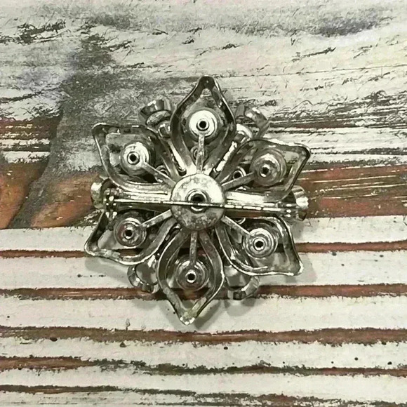 Vintage brooch with faux diamond gemstones - Picture 4 of 5